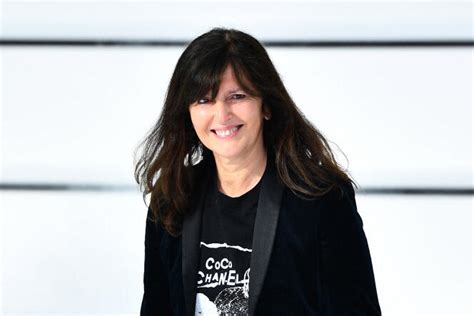 pourquoi virginie viard quitte chanel|virginie viard biographie.